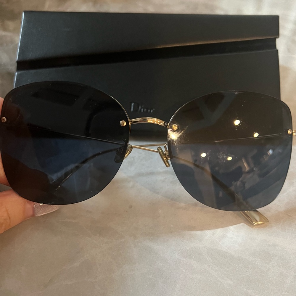 Dior Sunglasses with case/box
